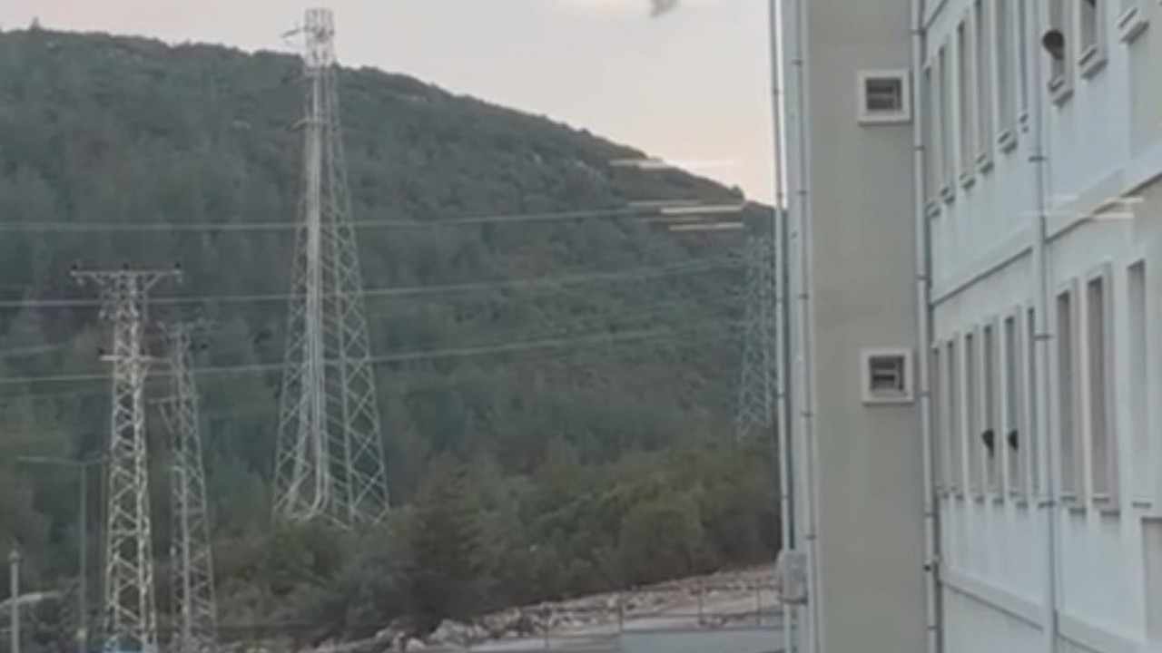 Muğla’da yurdun penceresinden atlayan genç hayatını kaybetti
