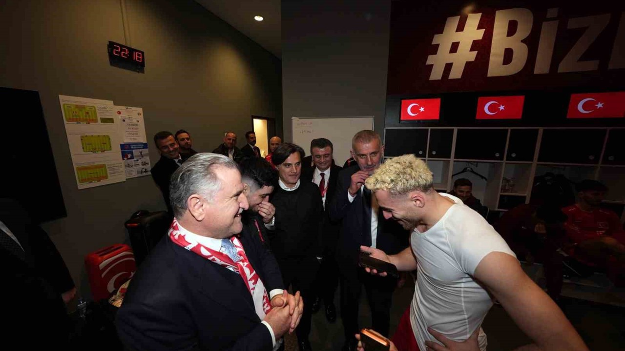 Cumhurbaşkanı Erdoğan, A Milli Futbol Takımı’nı tebrik etti
