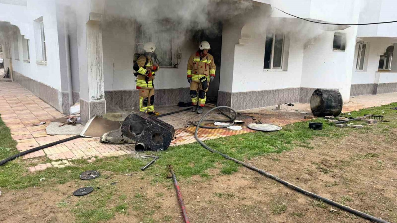 Kahramanmaraş’ta binada yangın paniği
