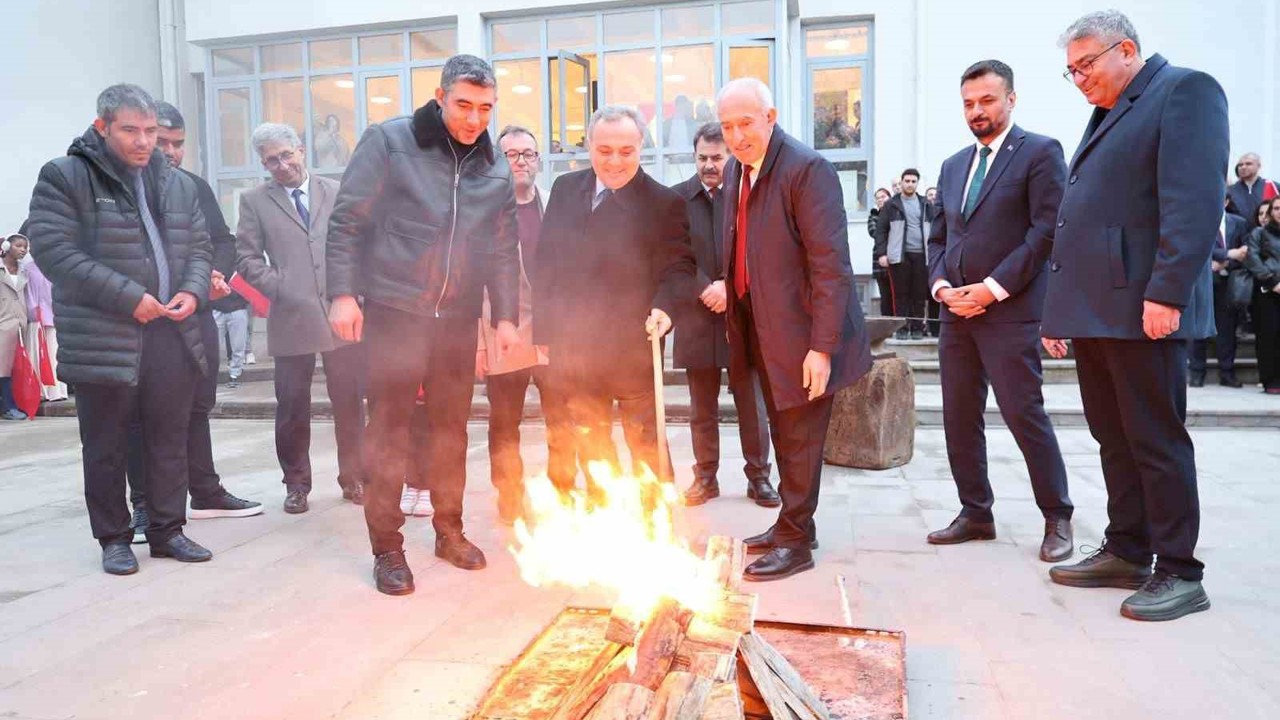 ERÜ’de Nevruz Bayramı kutlandı

