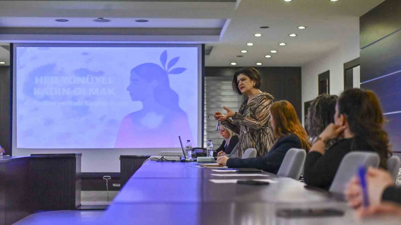 Belediyeden kadın personele hak eğitimi
