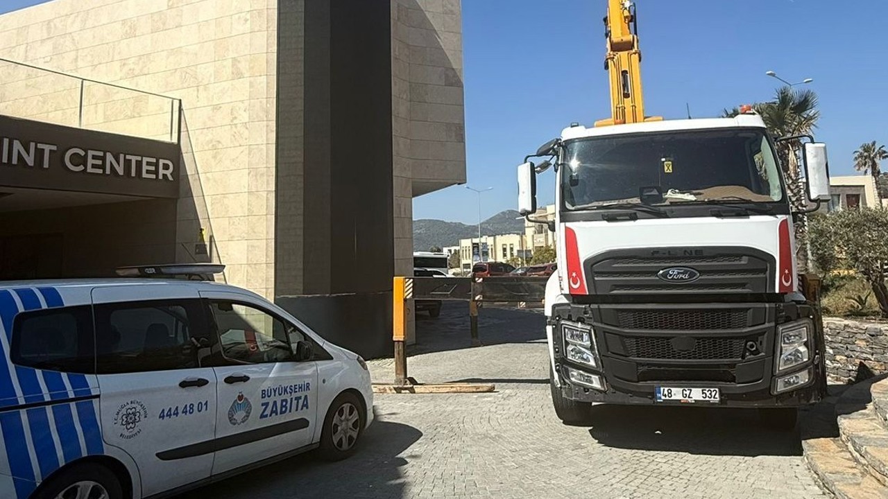 Açık hava reklamlarına sıkı denetim
