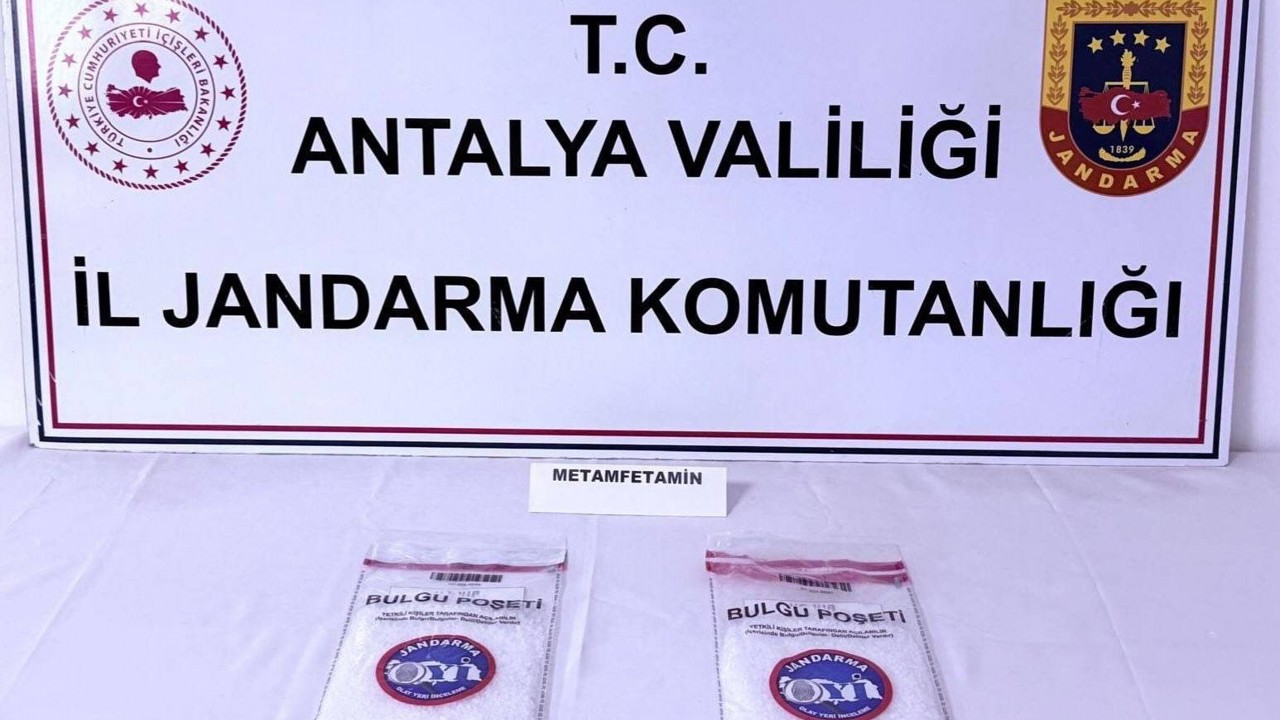 Döşemealtı’nda uyuşturucu operasyonu
