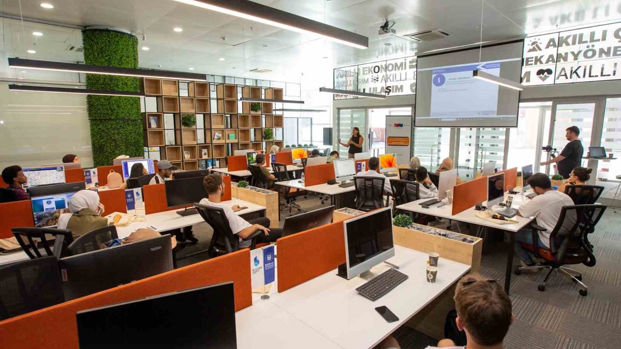 Bursa dünyanın en akıllı şehirleri arasında yerini korudu
