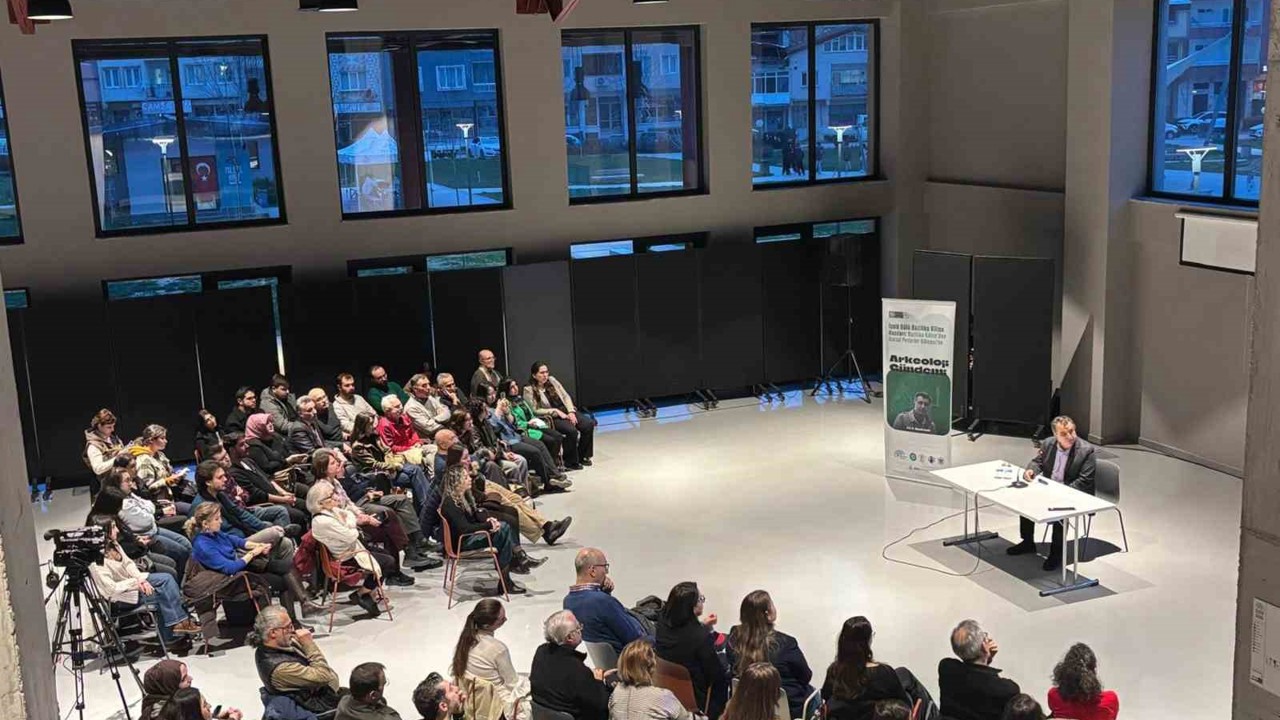 İznik Gölü’nün sular altındaki tarihi, Pancar Deposu’nda konuşuldu
