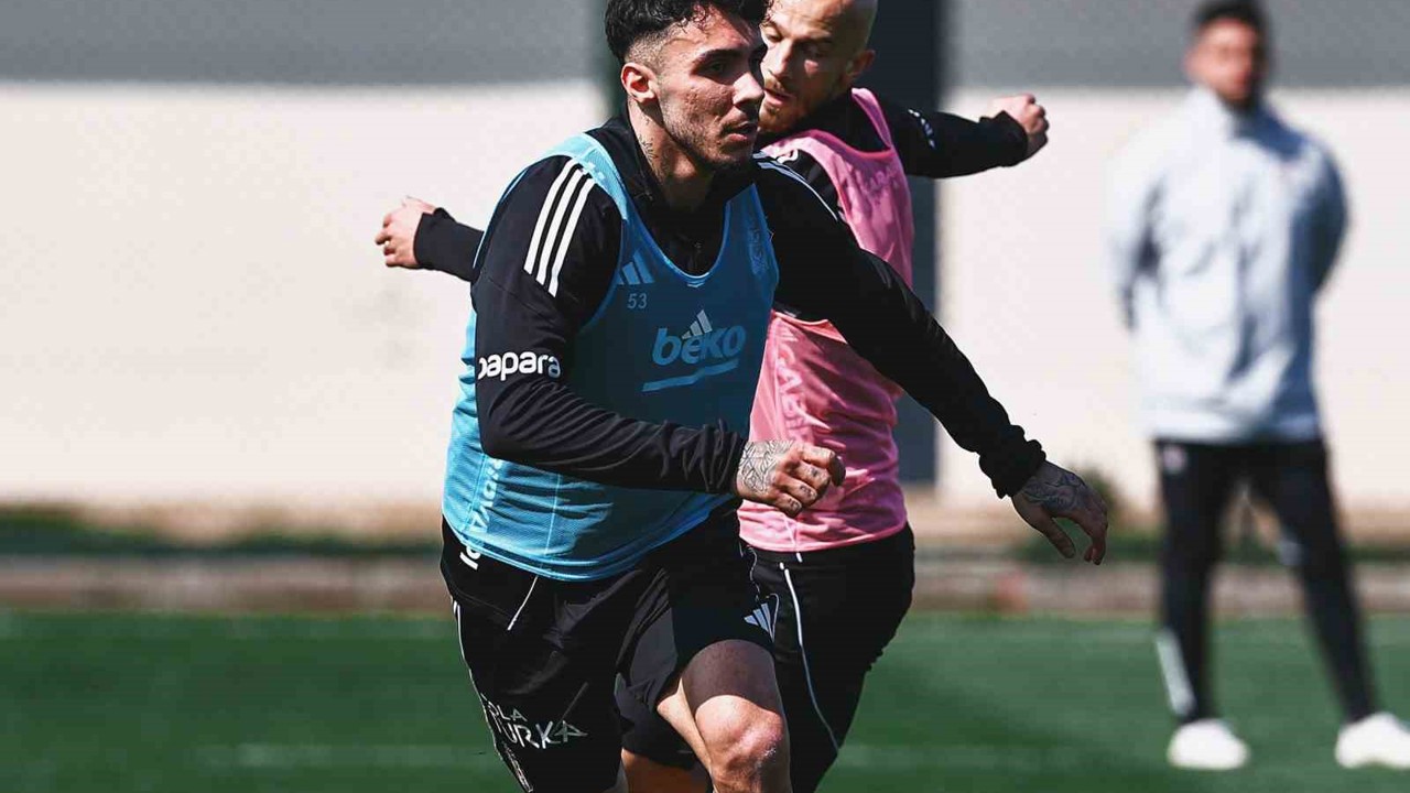 Beşiktaş, Fenerbahçe maçının hazırlıklarını sürdürdü
