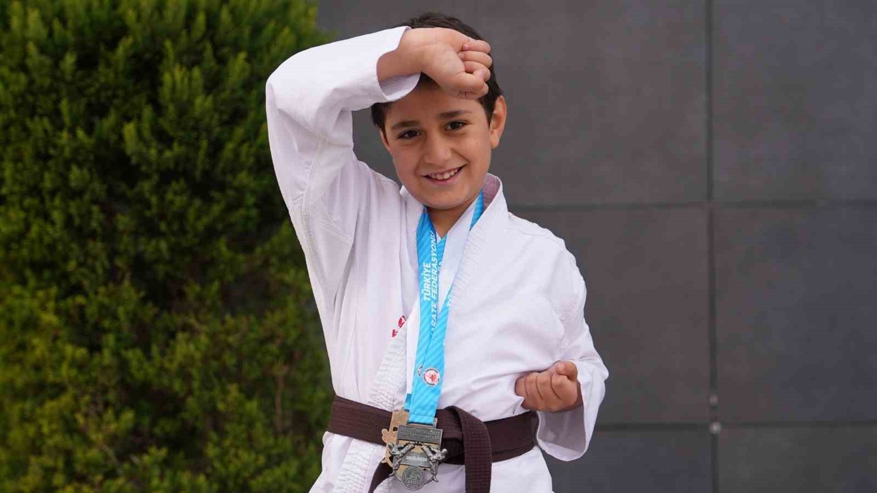 Türkiye Karate Şampiyonası’nda Erdem Koleji gururu
