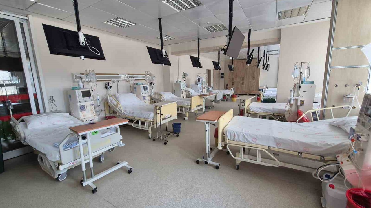 Bozkır Devlet Hastanesi Diyaliz Ünitesi’nin kapasitesi artırıldı
