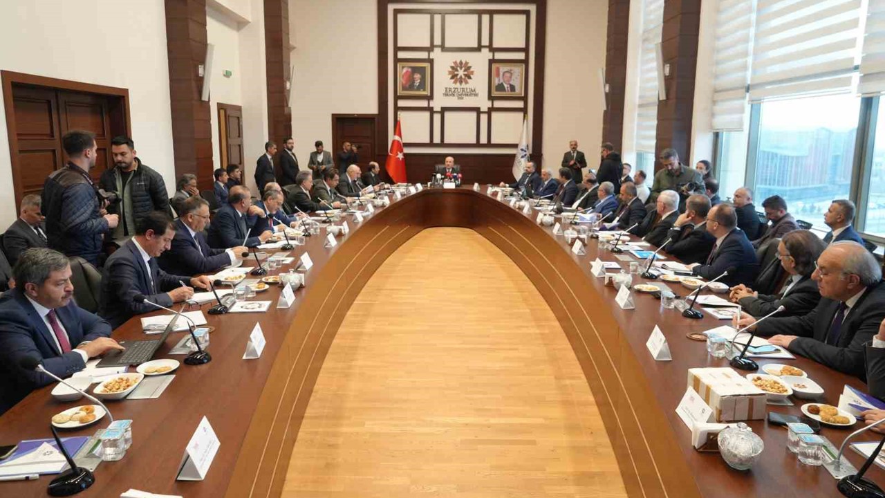 YÖK Başkanı Özvar: "Halktan kopuk, bulunduğu toplumun ihtiyaçlarını dikkate almayan bir üniversite anlayışı yok"
