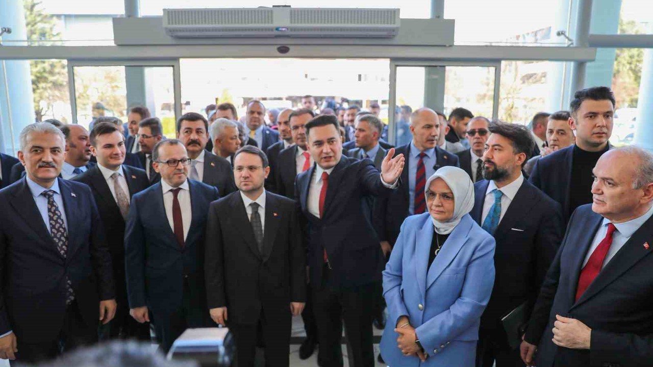 Adalet Bakanı Gürlek: "12. Yargı Paketimizle ilgili meslektaşlarla sürekli istişare halindeyiz"
