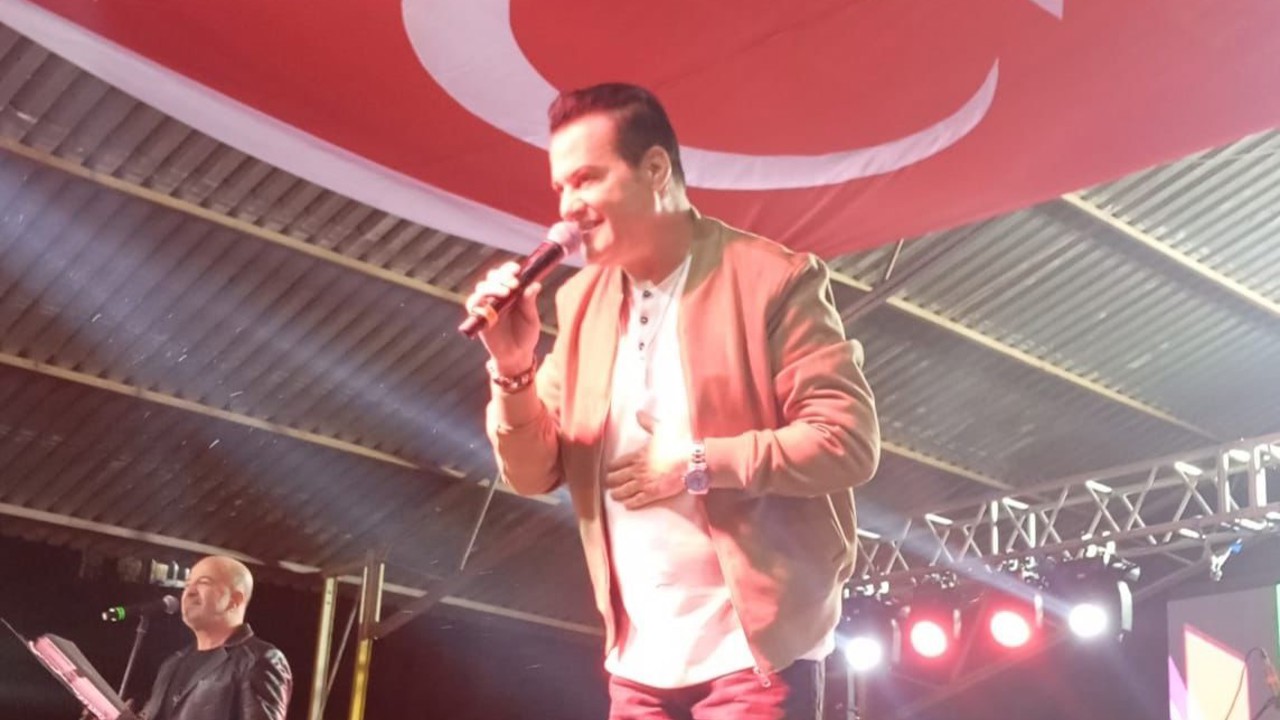 Düziçi’nde 106. yıl coşkusu Hakan Peker konseriyle başladı
