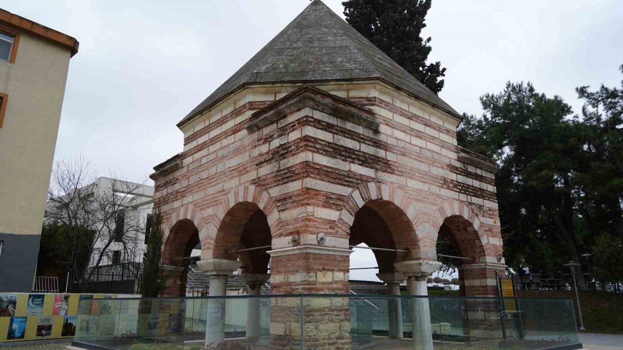 641 yıllık türbede Selçuklu, Osmanlı ve Bizans izleri bir arada
