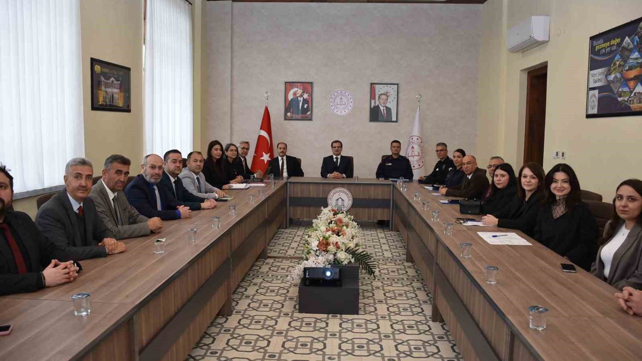 Salihli’de şiddetle mücadele masaya yatırıldı
