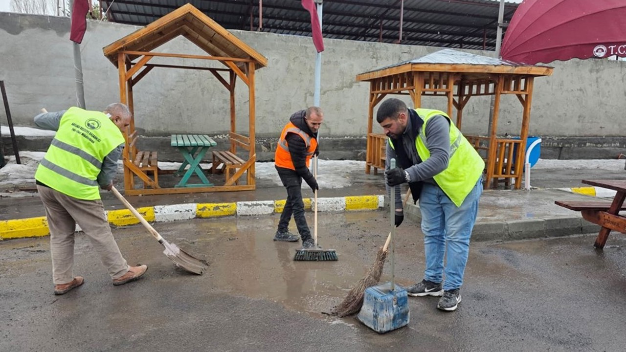 Belediye’den bahar temizliği
