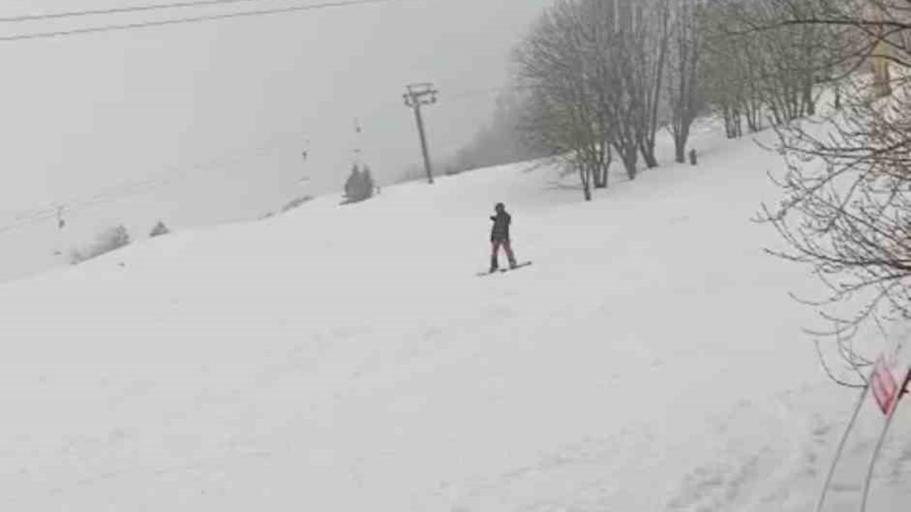 Uludağ’da Mart sonunda kar sürprizi
