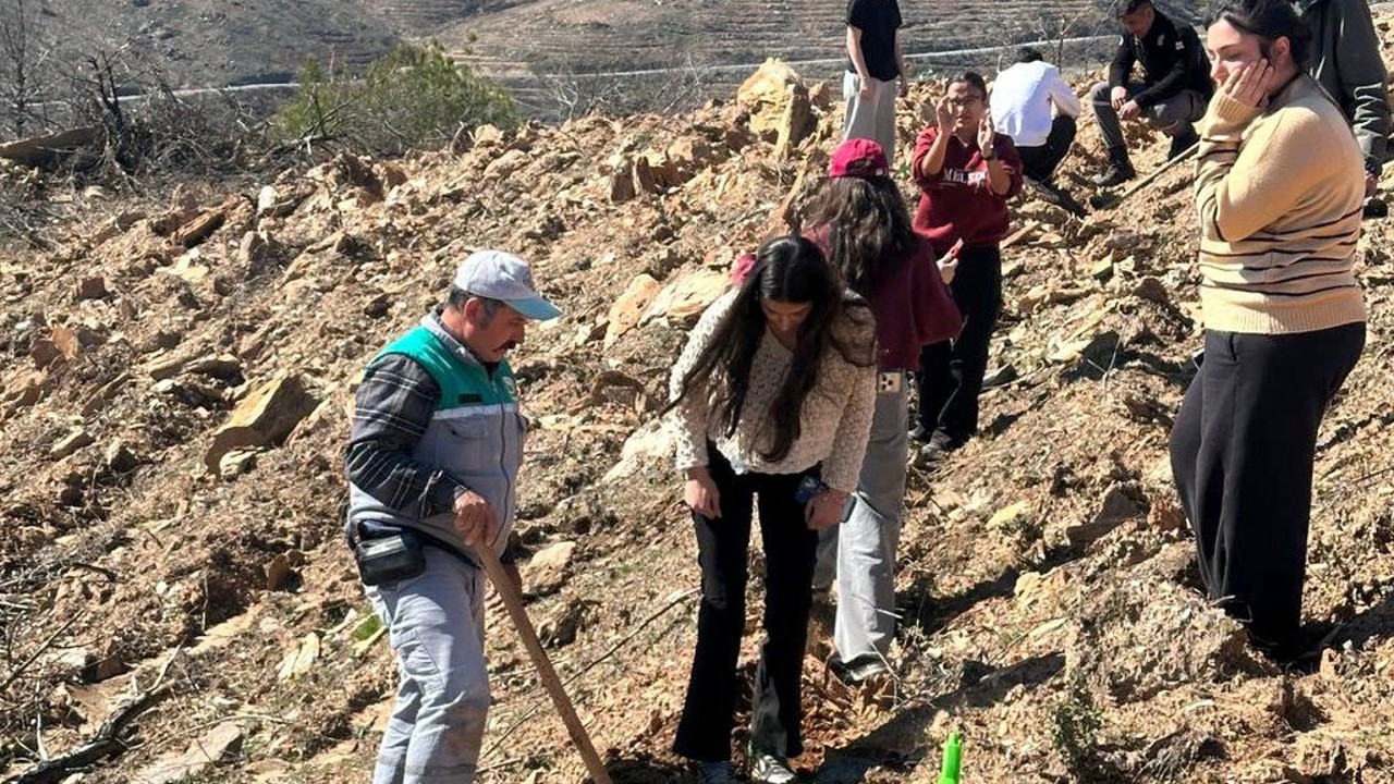 Orman Haftası’nda fidanlar toprakla buluştu
