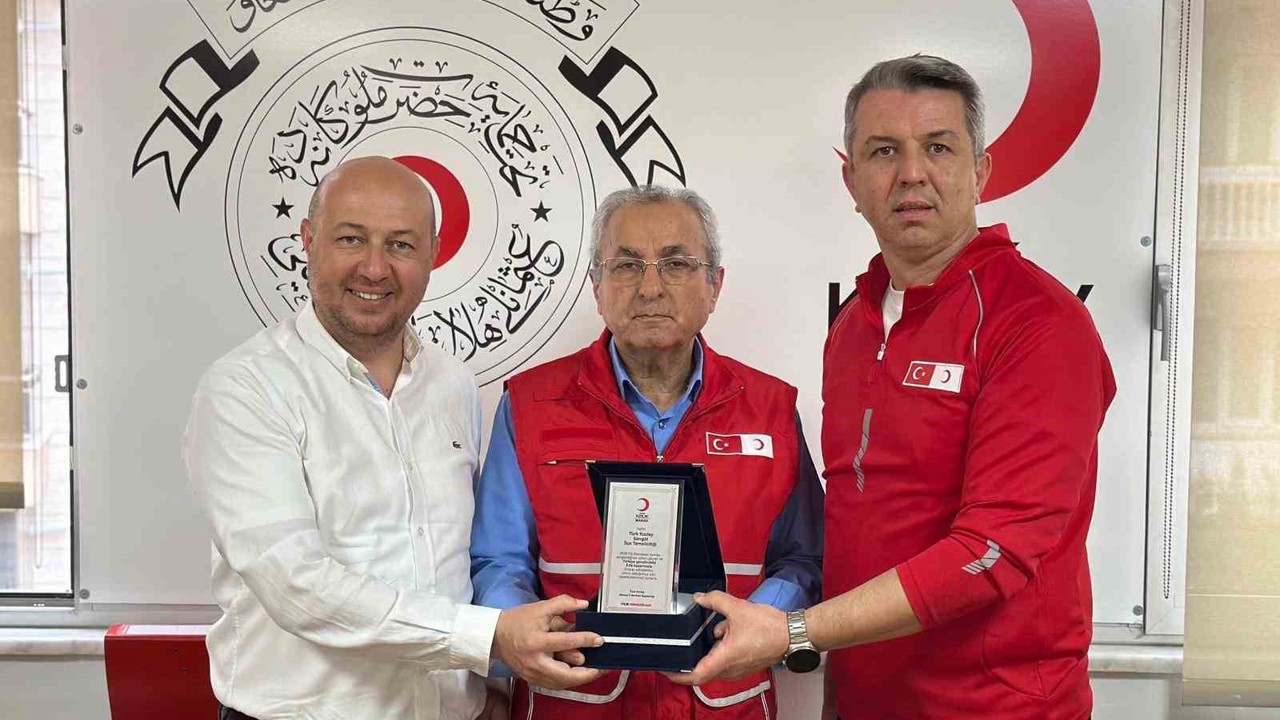 Sarıgöl Kızılayı Türkiye 5’incisi oldu
