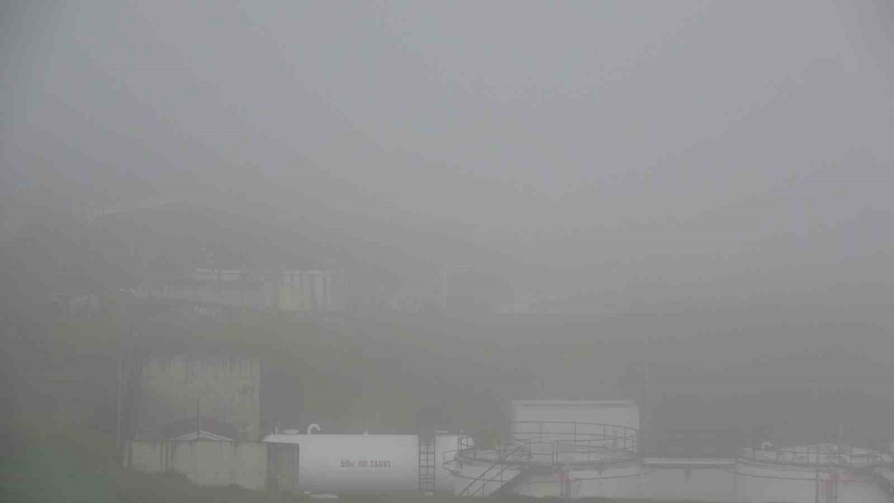 Trabzon’da hava ulaşımına sis engeli
