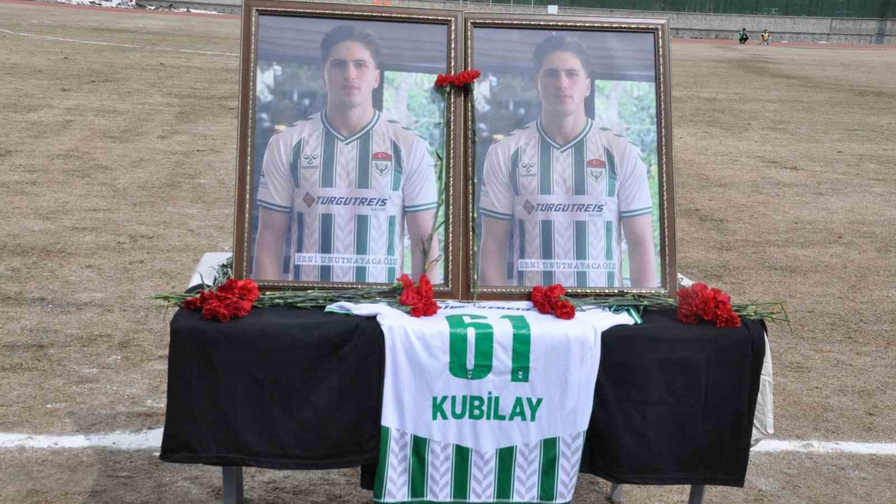 Kars’ta hayatını kaybeden Kundakçı’ya duygusal veda: Kundakçı, Kars’ta unutulmadı
