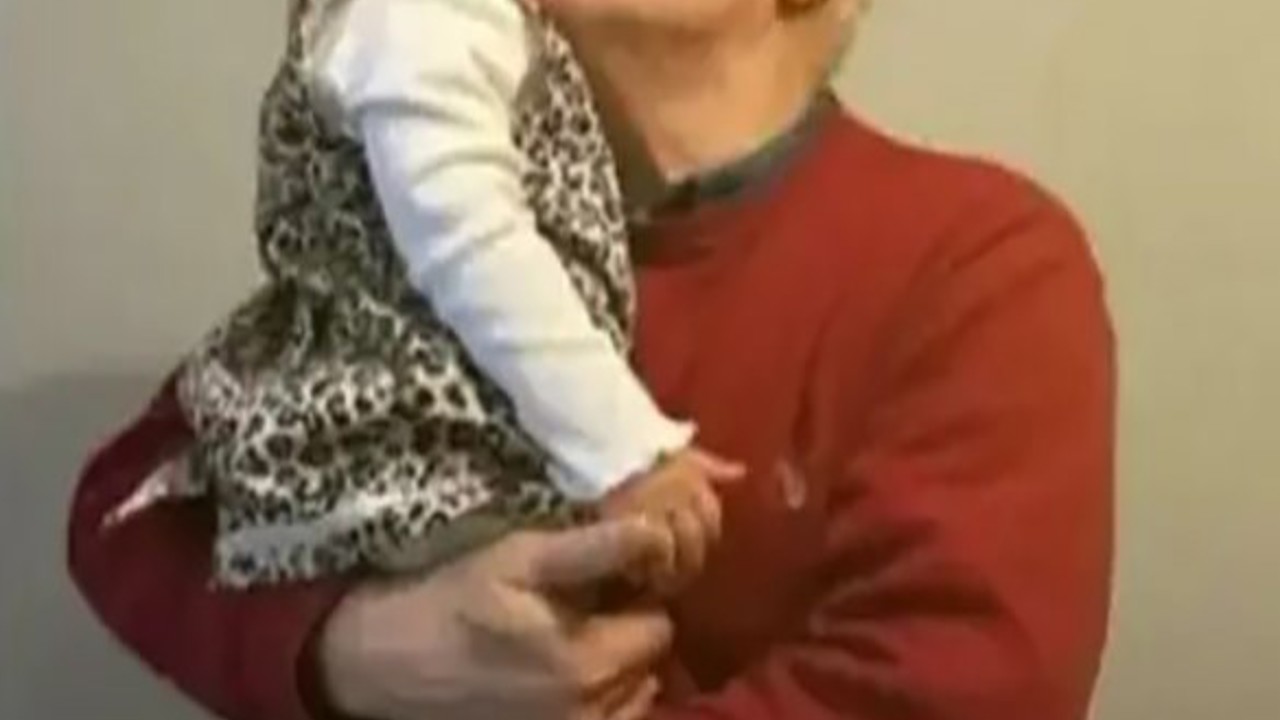 Maltepe’de feci kaza: Motosiklet bebek arabasına çarptı, 2 yaşındaki Arya hayatını kaybetti
