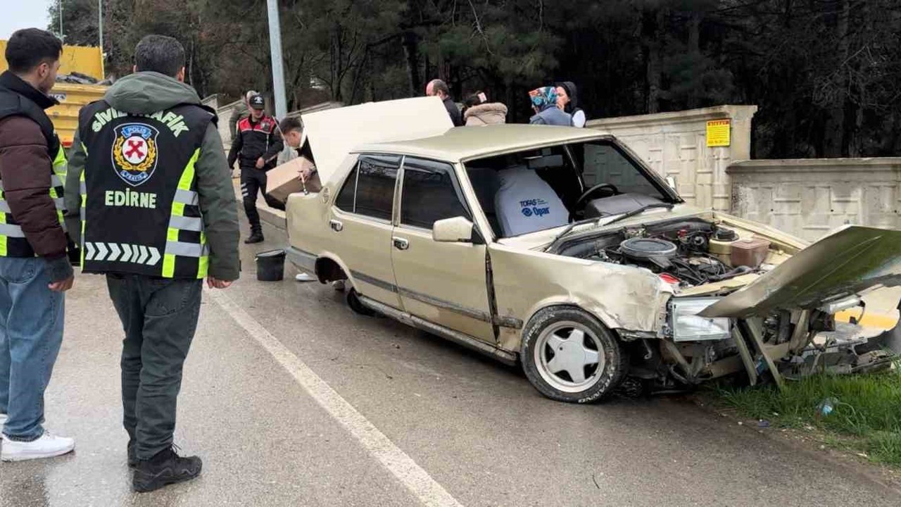 Kazada Tofaş ağır hasar gördü

