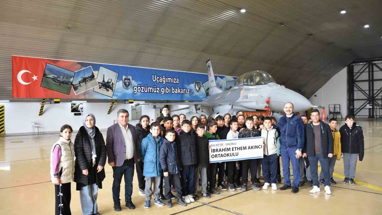 "Mehmetçikle Bir Gün Projesi" Balıkesir’de gerçekleştirildi
