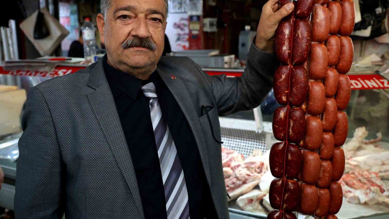 Uzmanından vatandaşa ’ucuz sucuk’ uyarısı
