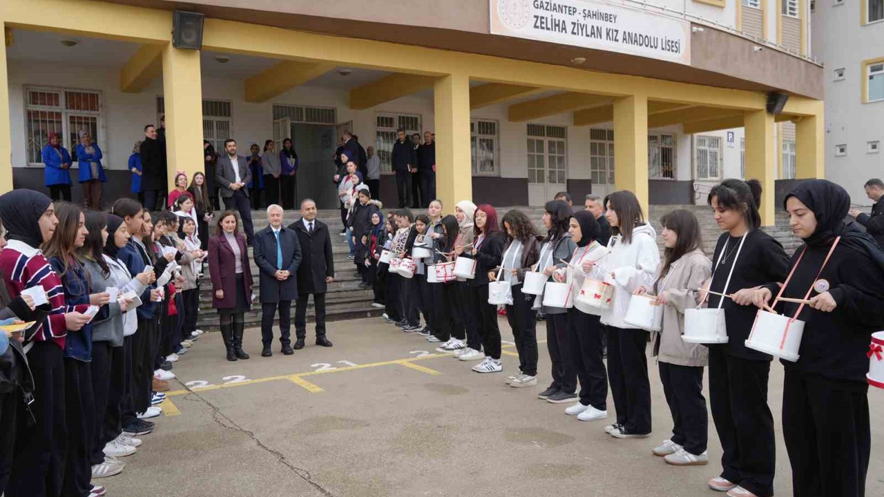 Şahinbey’de örnek etkinlik: Atıklar sanata dönüştü
