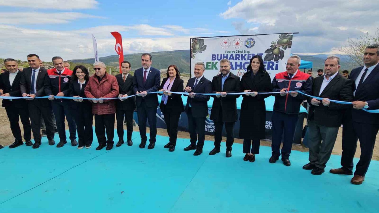 Aydın’ın ilek bahçeleri törenle hizmete açıldı
