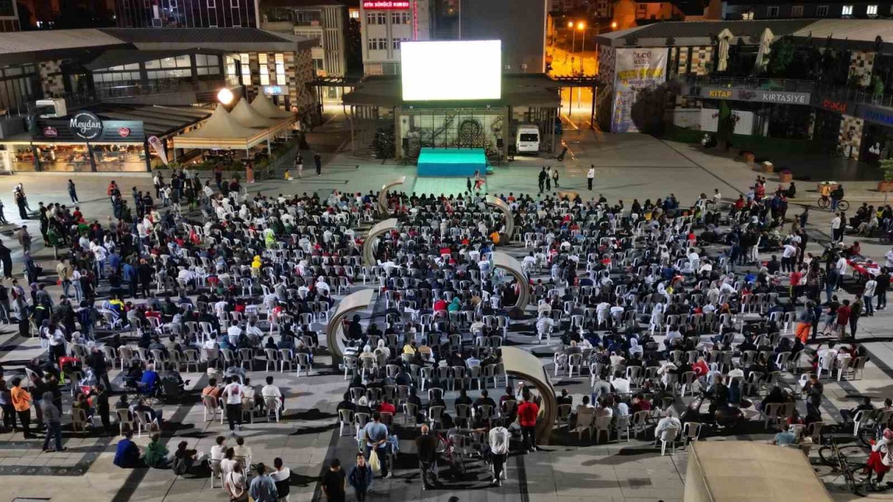 Milli maç heyecanı Çorum’da dev ekranda yaşanacak
