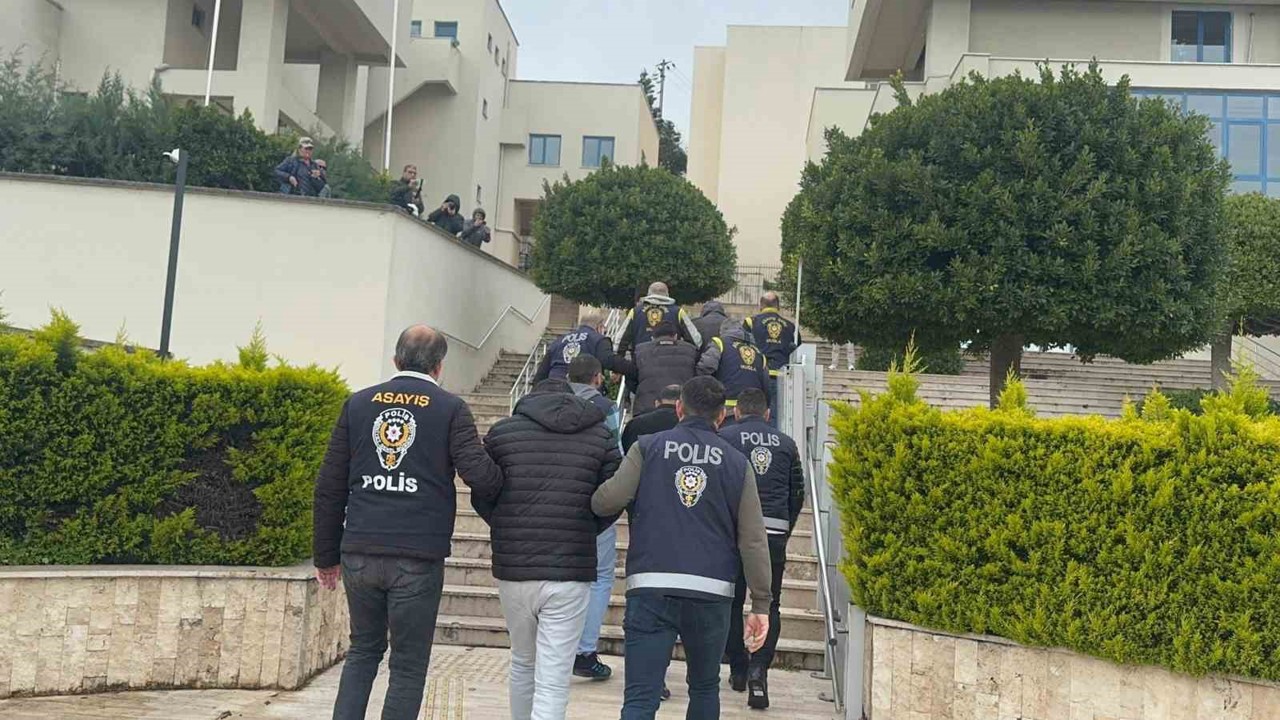 Turistleri hedef alan dolandırıcılık şüphelileri tutuklandı
