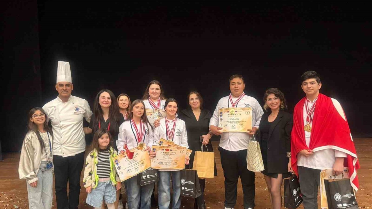 Marmarisli öğrenciler uluslararası gastronomi yarışmasında madalyaları topladı
