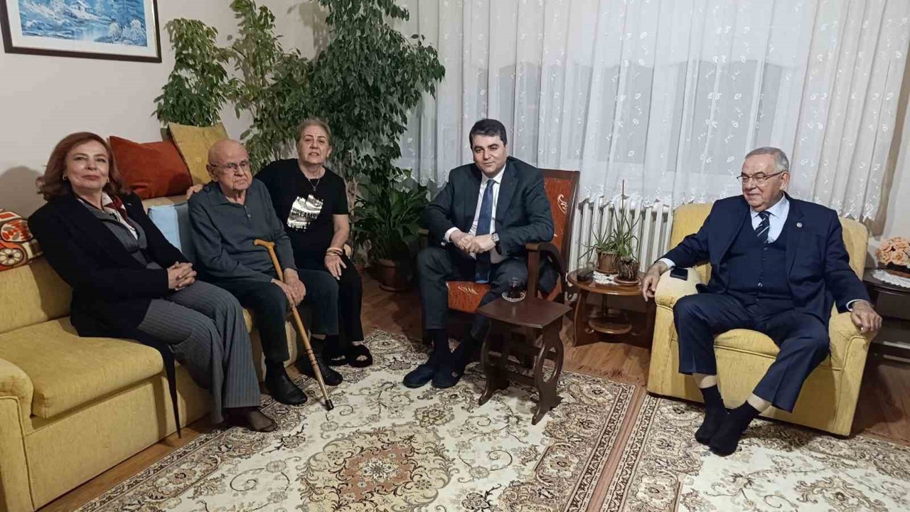 Köşe yazarı ve siyasetçi Mustafa Koçal vefat etti
