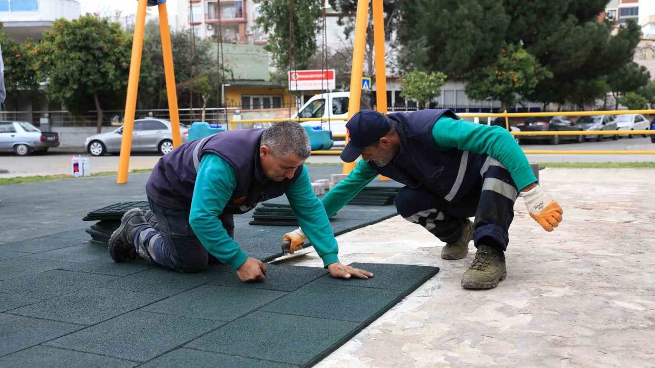 Efeler Belediyesi’nden parklarda bakım ve onarım çalışması
