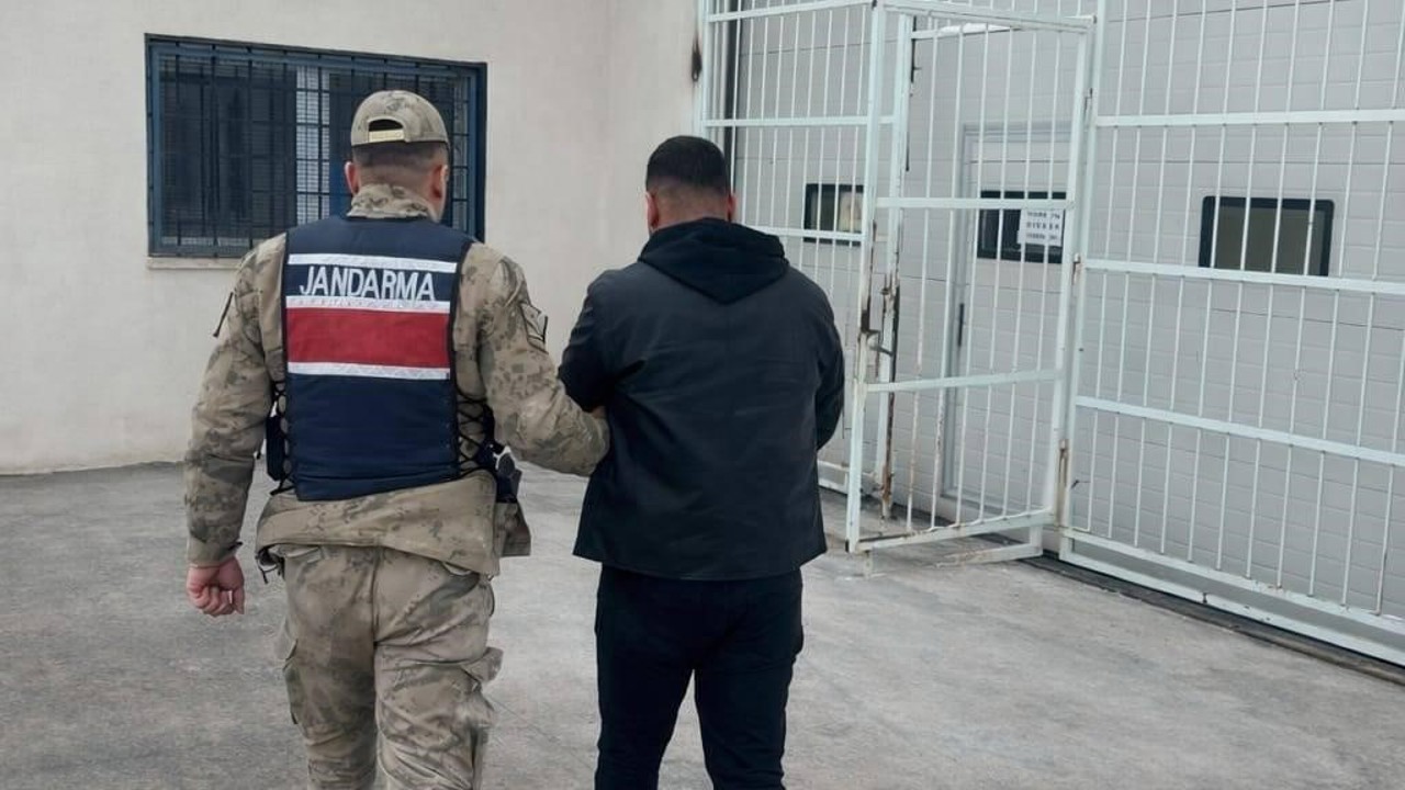 Şanlıurfa’da 10 yıl hapis cezası bulunan firari yakalandı
