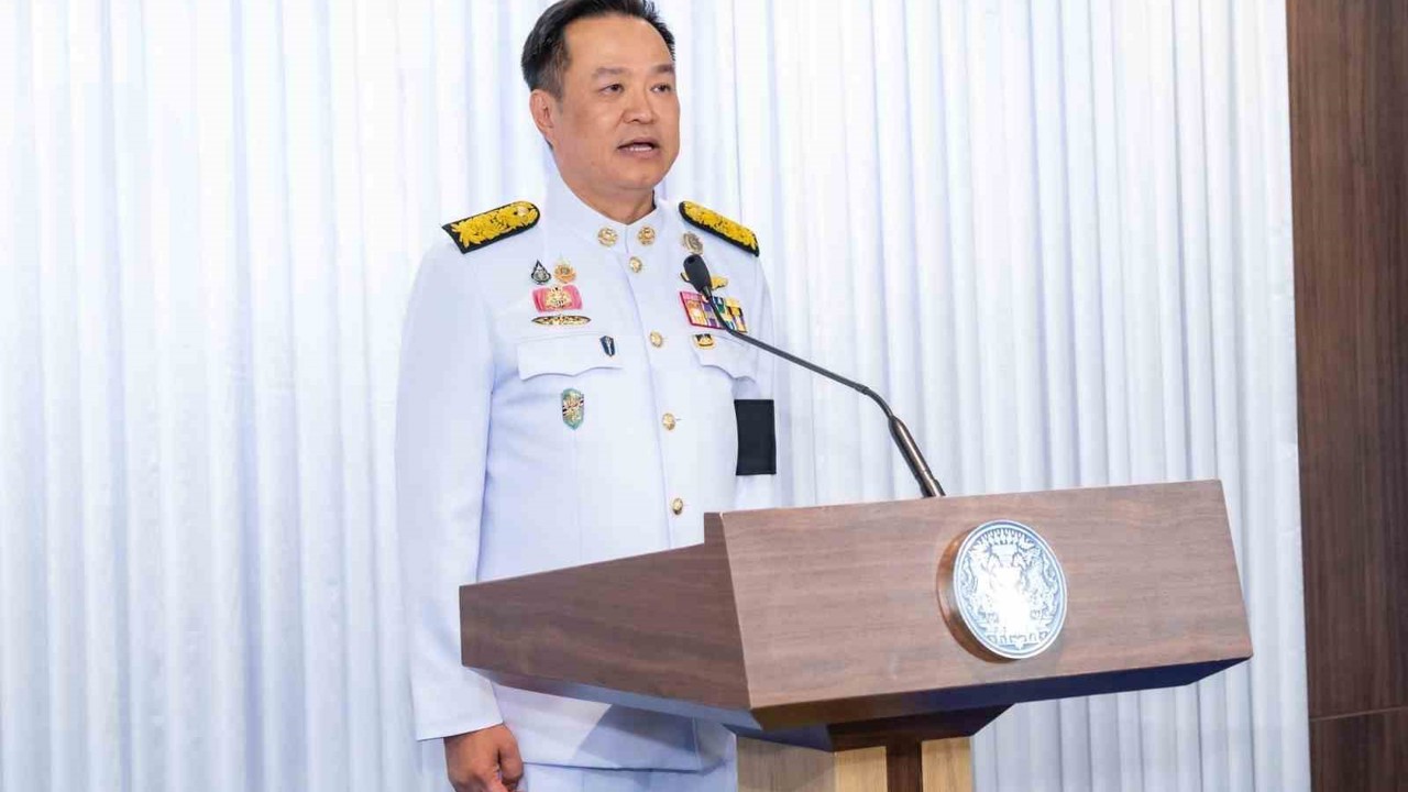 Tayland Kralı, yeni hükümet kabinesini onayladı
