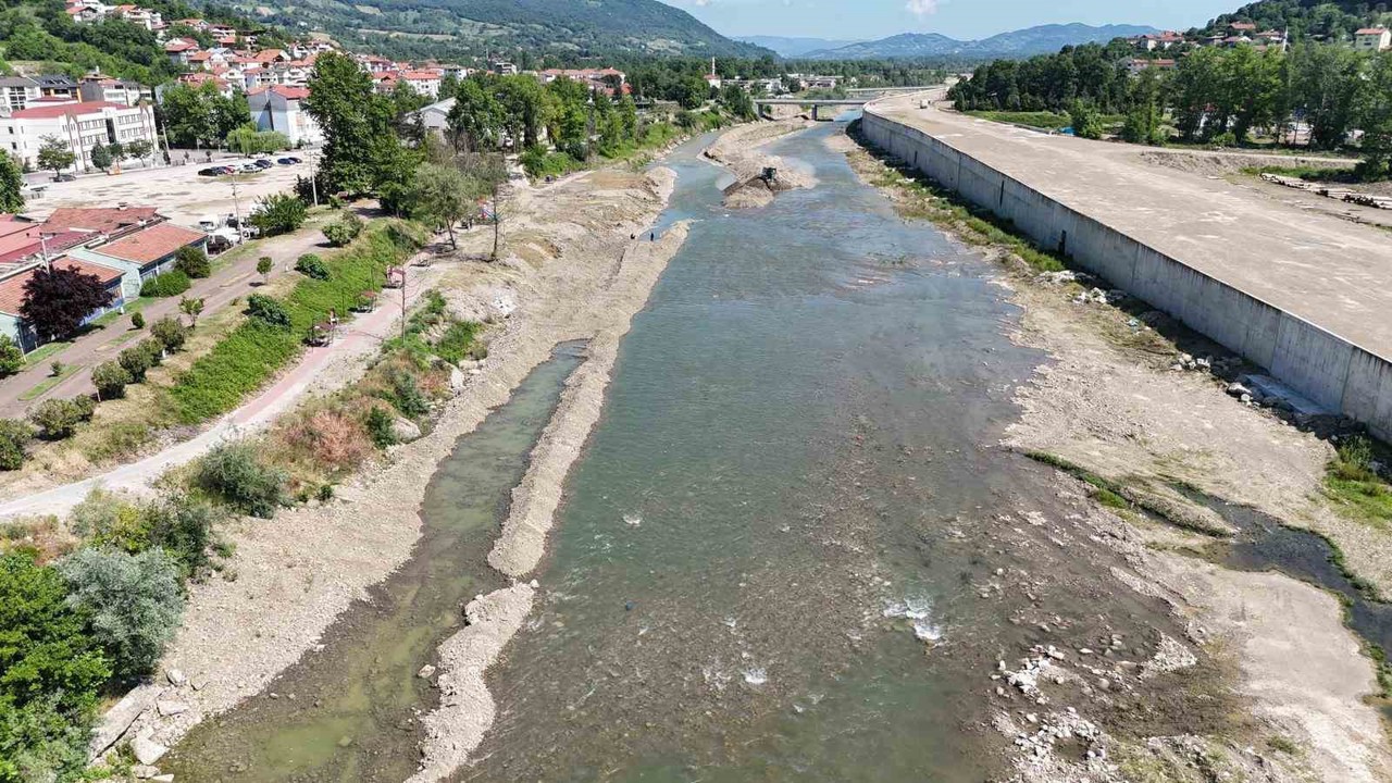 Bartın-Kozcağız duble yol projesinde çalışmalar yeniden başlıyor
