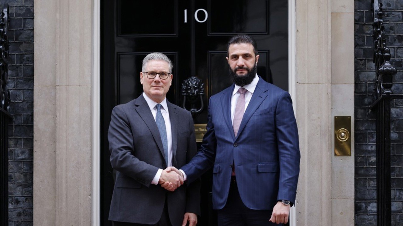 Suriye Devlet Başkanı eş-Şara’dan İngiltere’ye ilk resmi ziyaret
