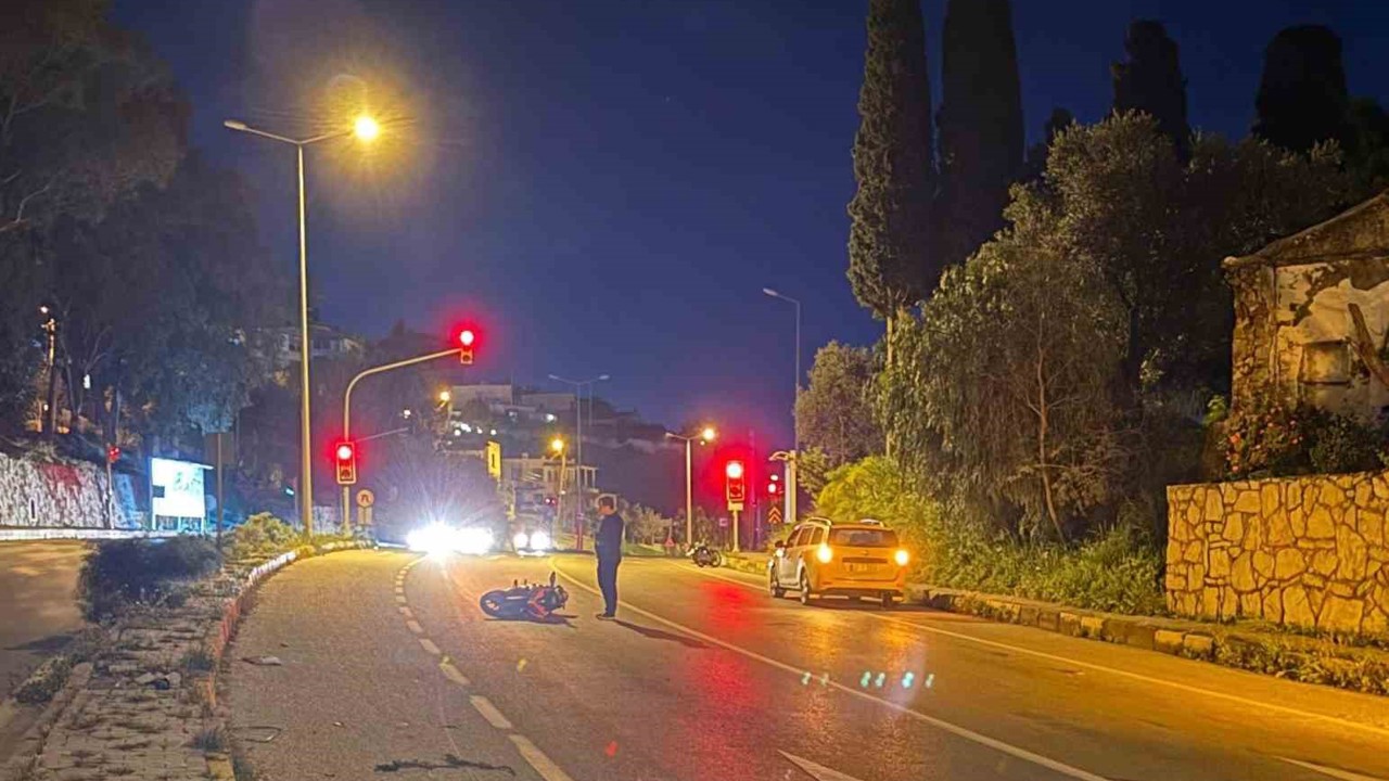 Motosiklet sürücüsü kazada yaşamını yitirdi
