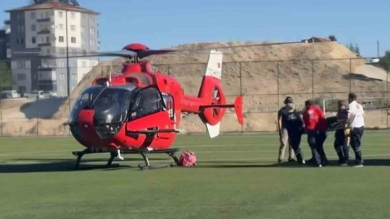 Malatya’nın Darende ilçesinde 1 buçuk yaşındaki bir bebek geçirdiği havale sonra