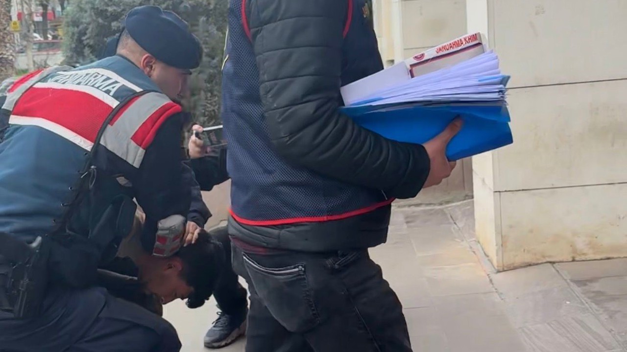 Manisa’da 4 aile ferdini öldüren şüpheli tutuklandı
