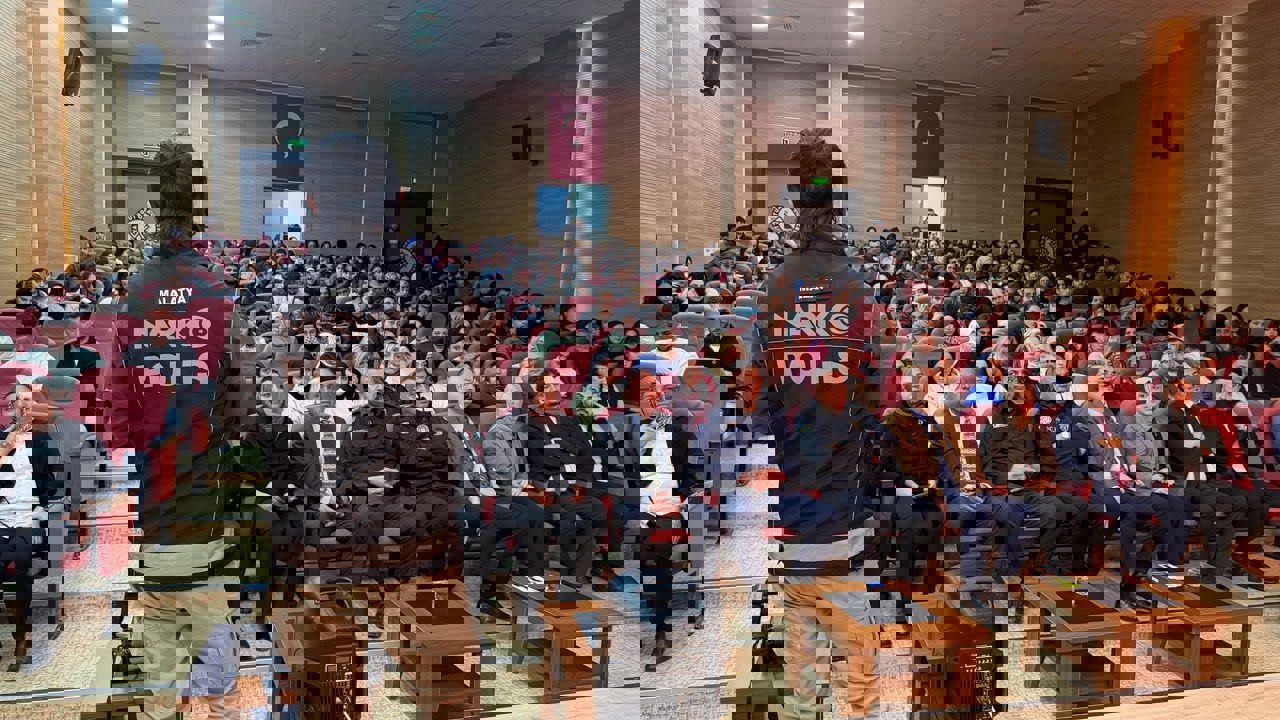 Doğanşehir’de Gençler Narko Ve Siber Suçlara Karşı Bilinçlendirildi