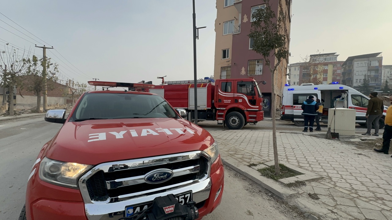Ocakta Unutulan Yemek Paniğe Neden Oldu, Güvenlik Güçleri Alarma Geçti