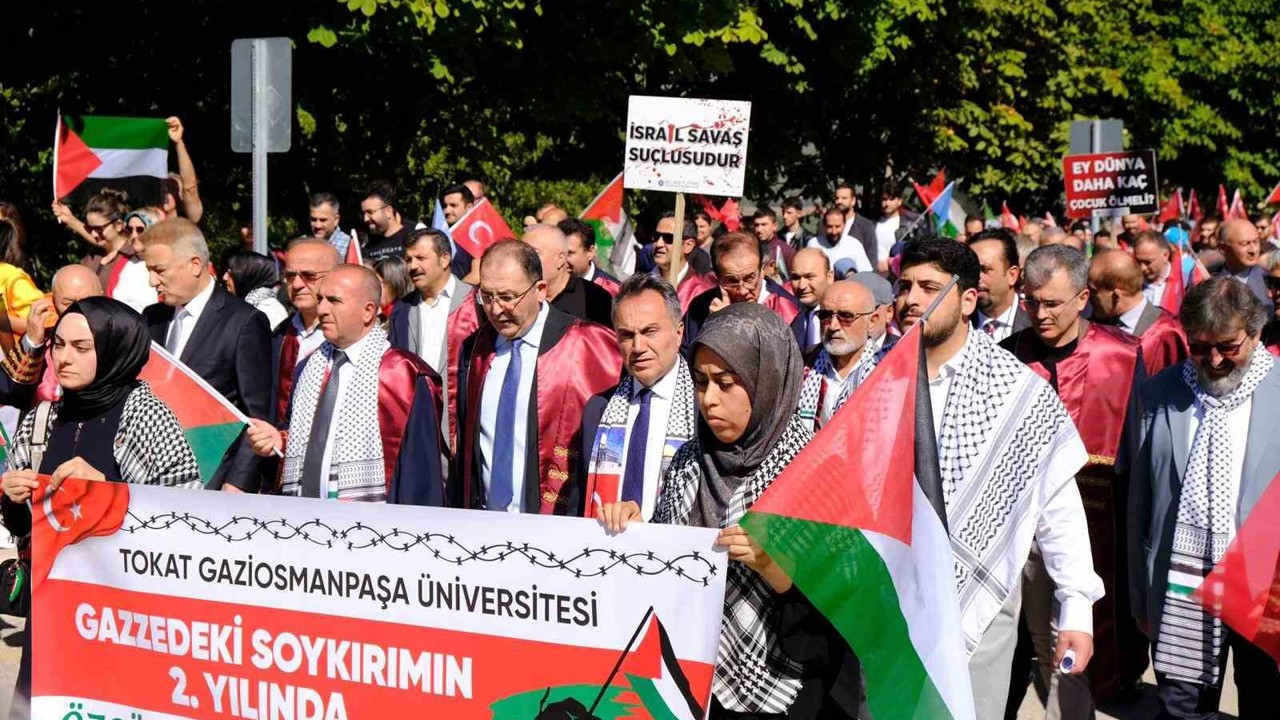 Özgür Filistin için TOGÜ’de yürekleri birleştiren yürüyüş

