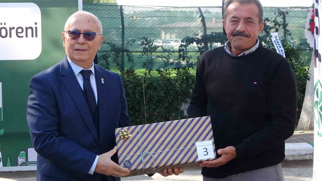 Nuri Şeker Uşak Şeker Fabrikasında 100. yıl üretim dönemi başladı
