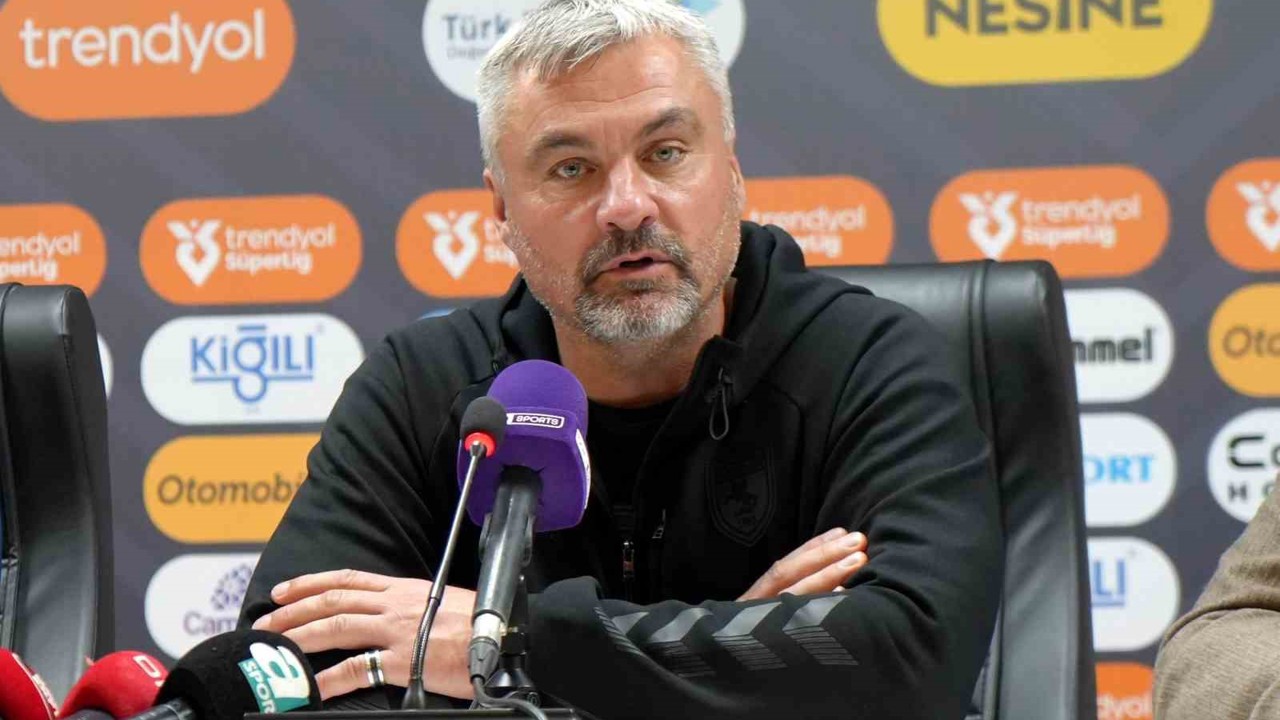 Thomas Reis: "3 puan alabilirdik"
