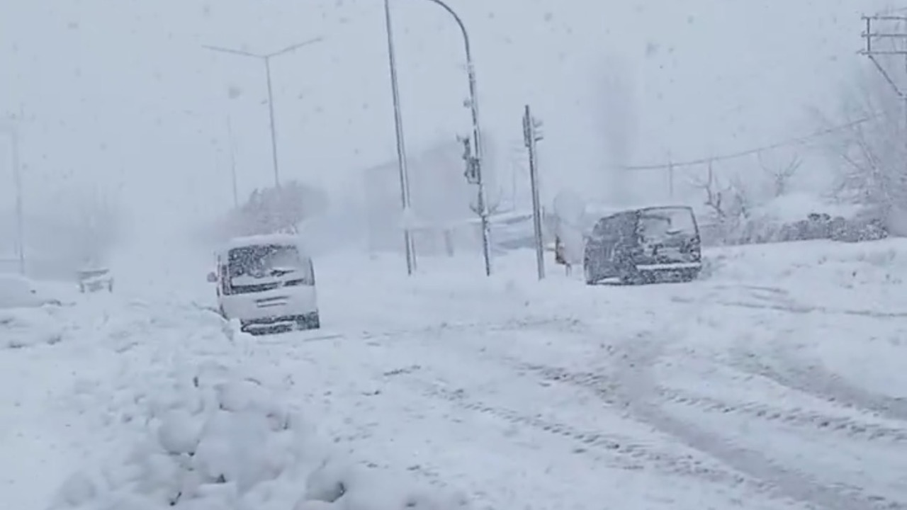 Malatya’da Kar İlçelerde Etkili Oluyor