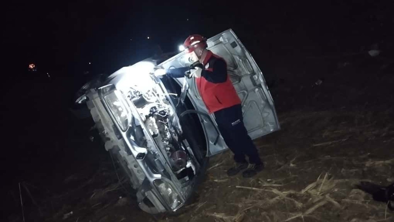 İvrindi-Balıkesir yolunda trafik kazası: 2 yaralı
