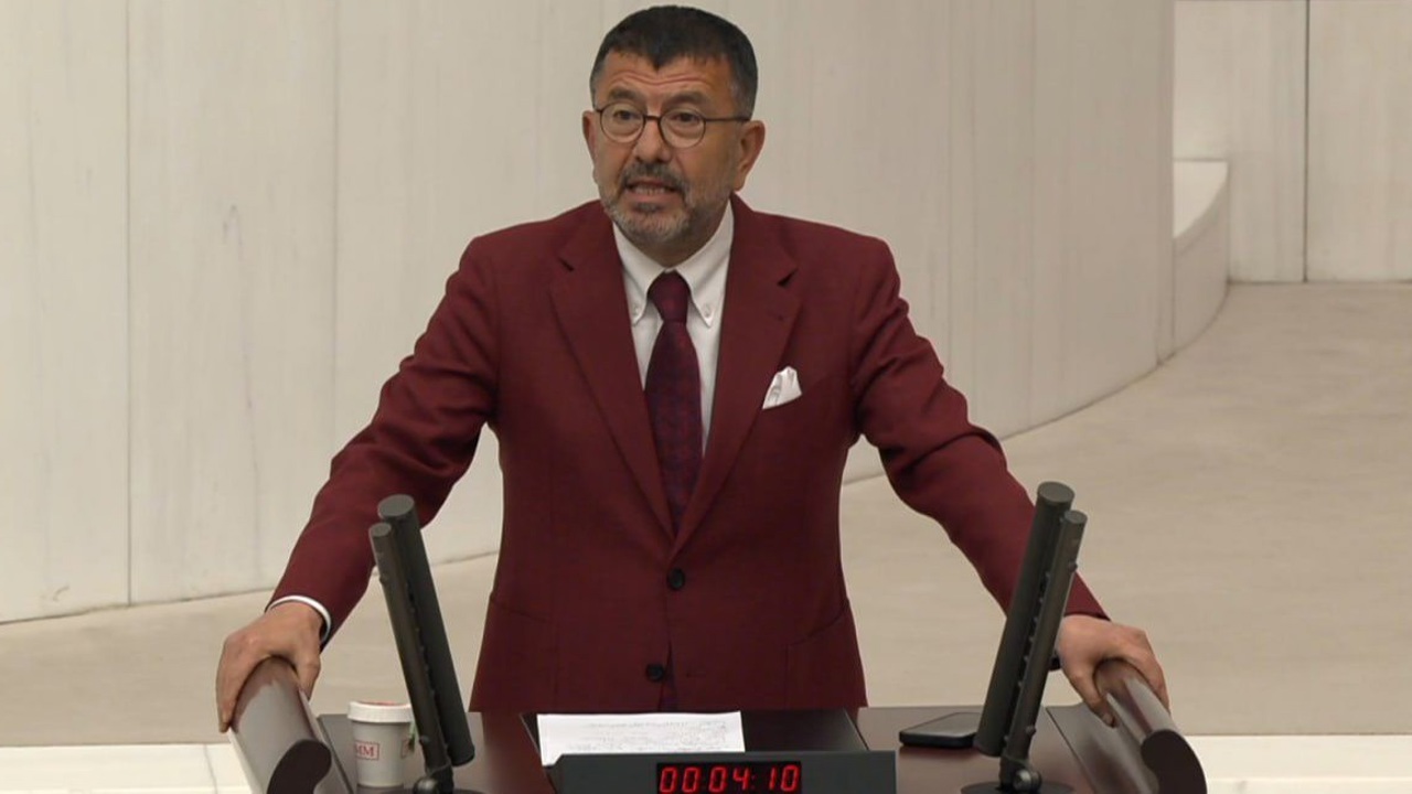 Ankette Çalışmaları En Çok Takip Edilen Milletvekili Veli Ağbaba Oldu