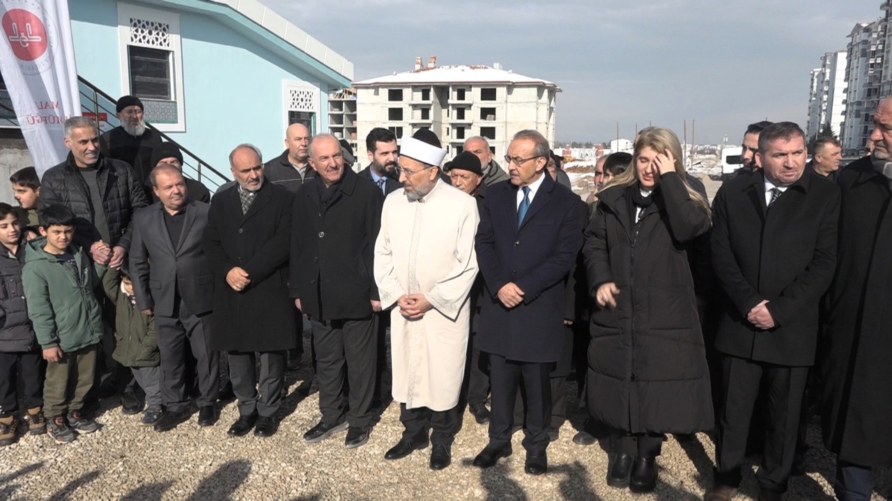 Kubbetü’s Sahra Camisi İbadete Açıldı